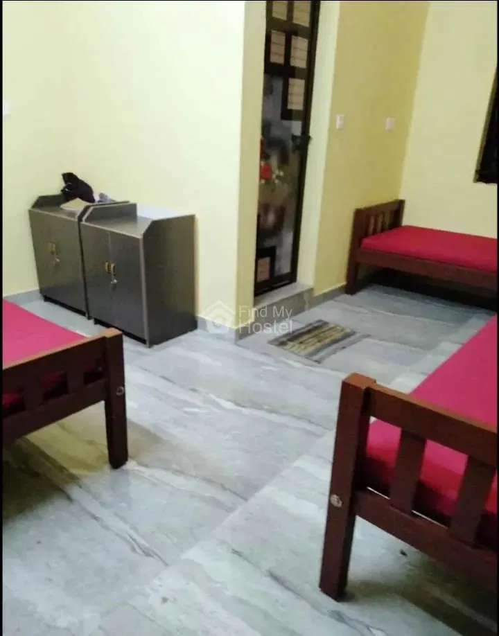 Kanjirathingal Gents Hostel in Kalamassery, Ernakulam — photo 5