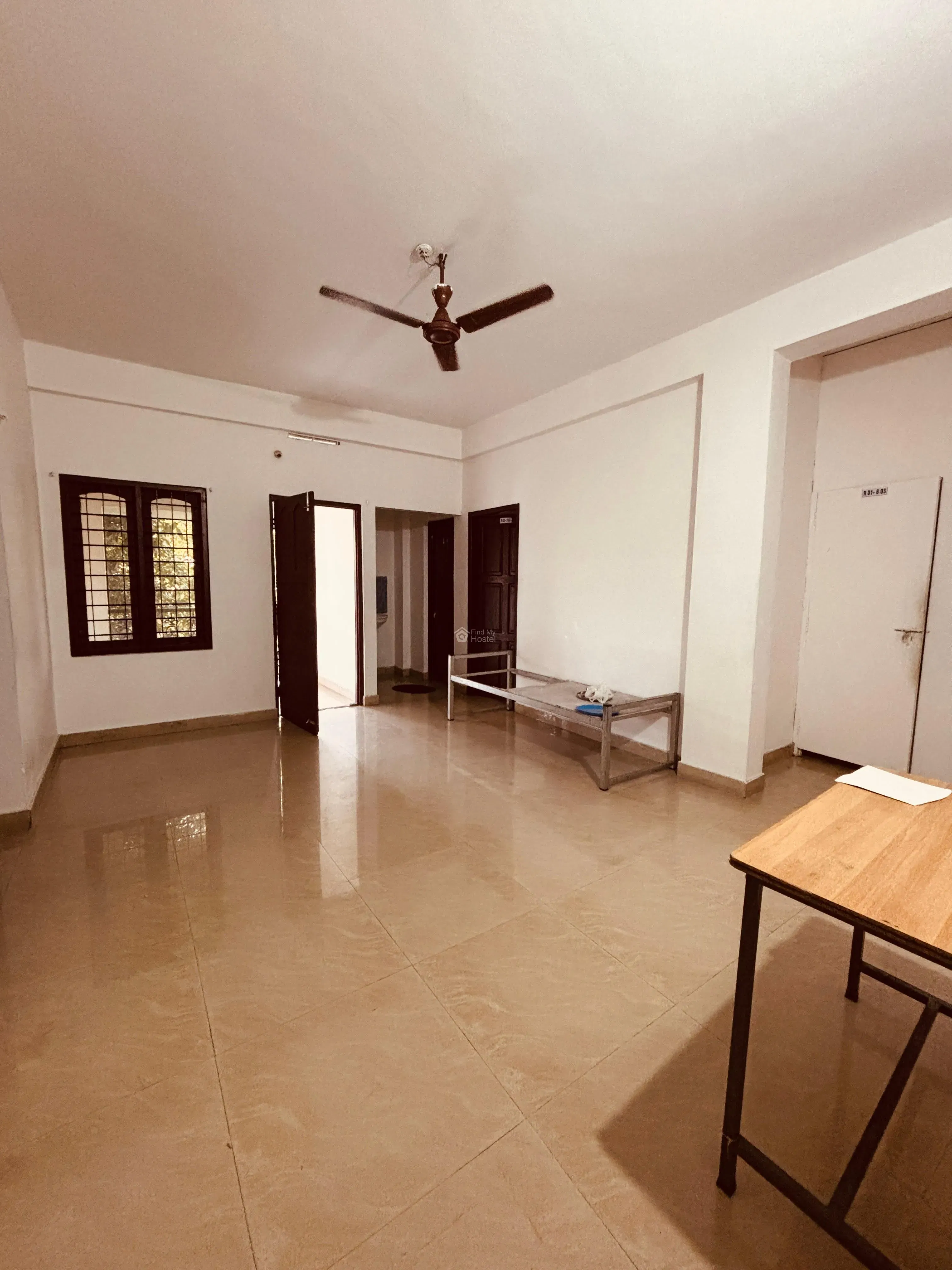 HOSTELRY GENTS HOSTEL in Kalamassery, Ernakulam — photo 3