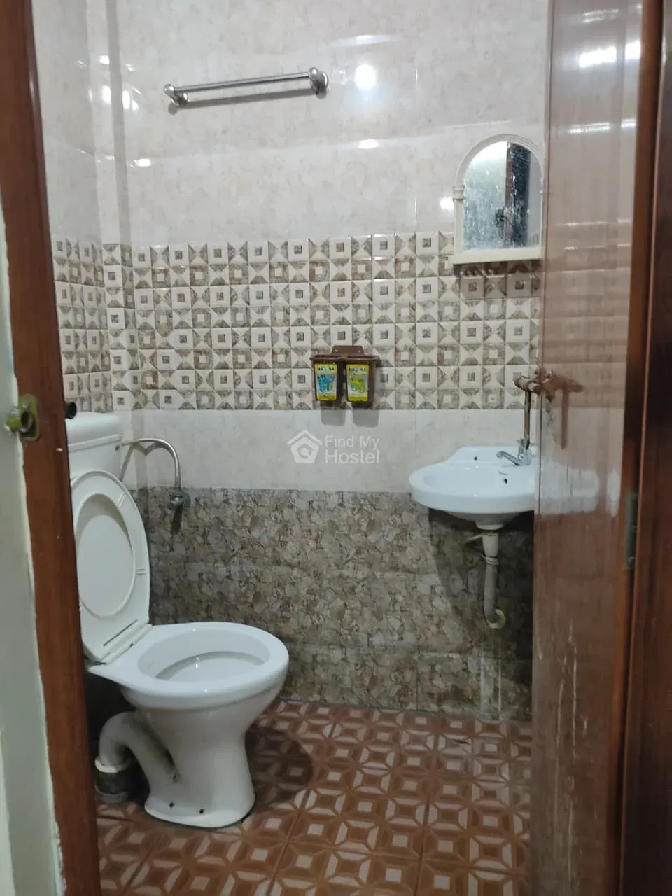 SB Plaza in Kakkanad, Ernakulam — photo 6