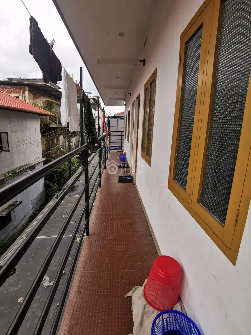 MY HOME GENTS HOSTEL in MG-Road, Ernakulam — photo 6