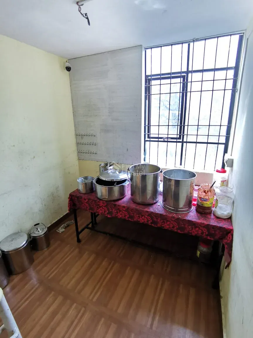 SAERAH HOMES GENTS HOSTEL in Edappally, Ernakulam — photo 4