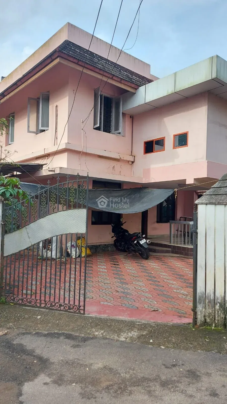 Sarasam Gents PG in Vazhakkala, Ernakulam — main photo