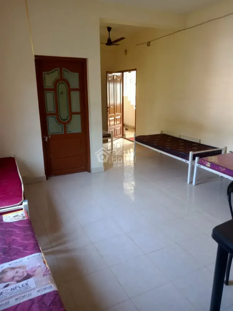ELON GENTS HOSTEL in Kalamassery, Ernakulam — photo 4