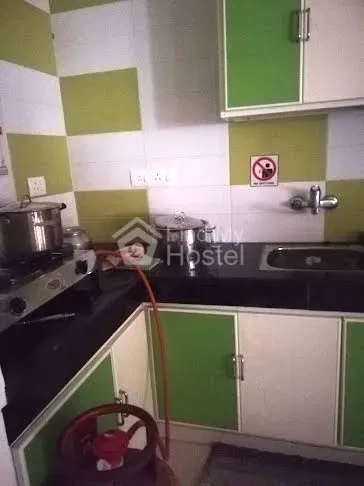 Victory grand men's hostel in Thampanoor, Thiruvananthapuram — main photo