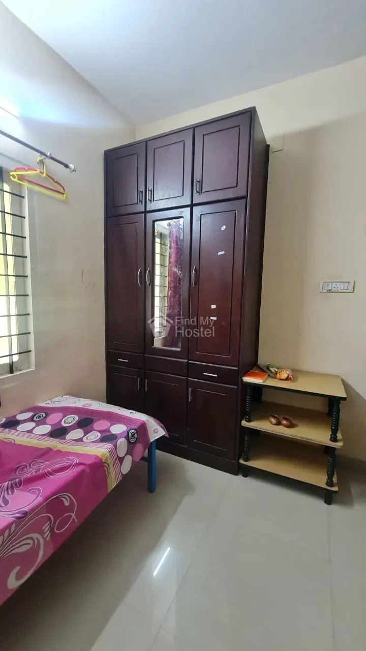 Shameena 's Gents hostel Pg 3 in Thrikkakara, Ernakulam — photo 6