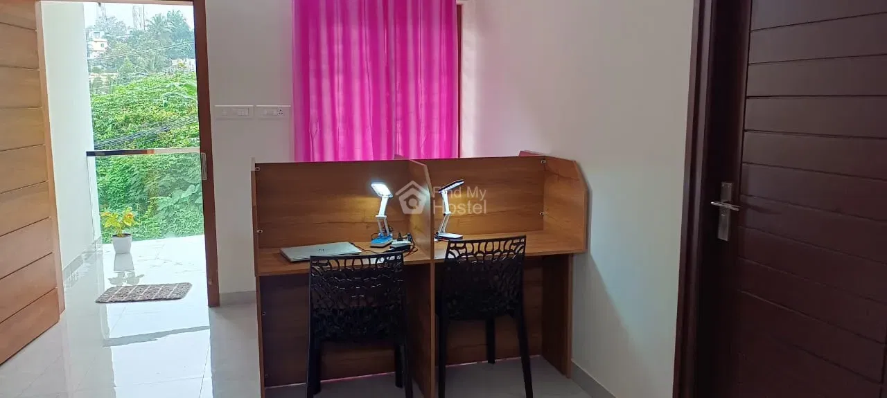 Transha Ladies Hostel in Palayam, Kozhikode — photo 7