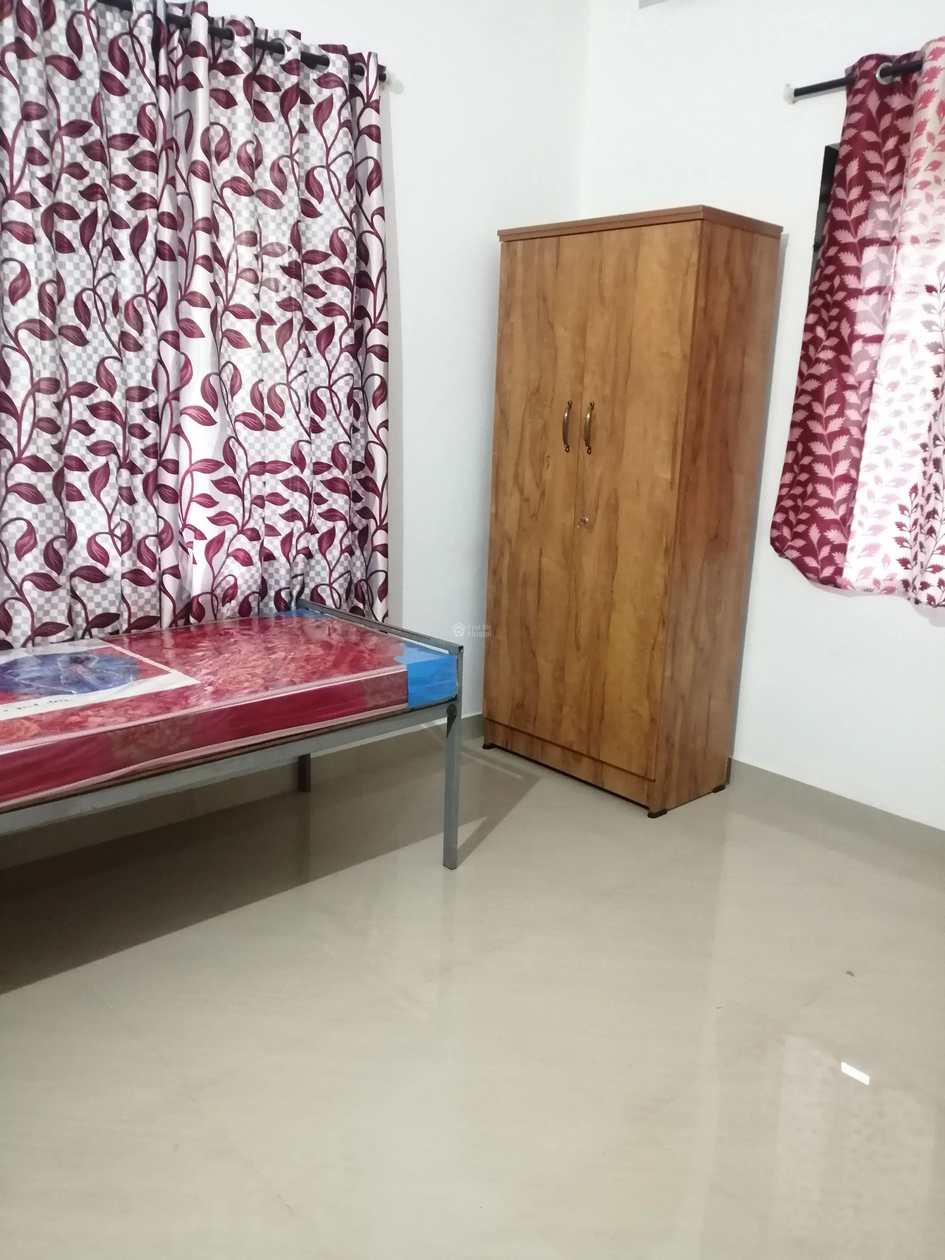 Friendly Home Ladies Hostel in Vazhakkala, Ernakulam — photo 5