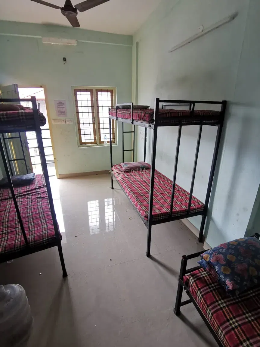MY HOME GENTS HOSTEL in MG-Road, Ernakulam — photo 3