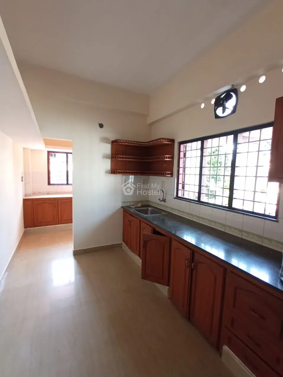 Flowers Gents Hostels in Thammanam, Ernakulam — photo 3