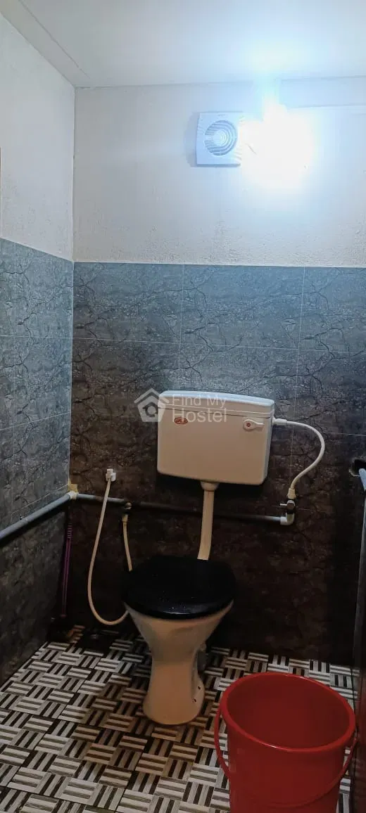 J & J Ladies Hostel in Panampilly Nagar, Ernakulam — photo 3