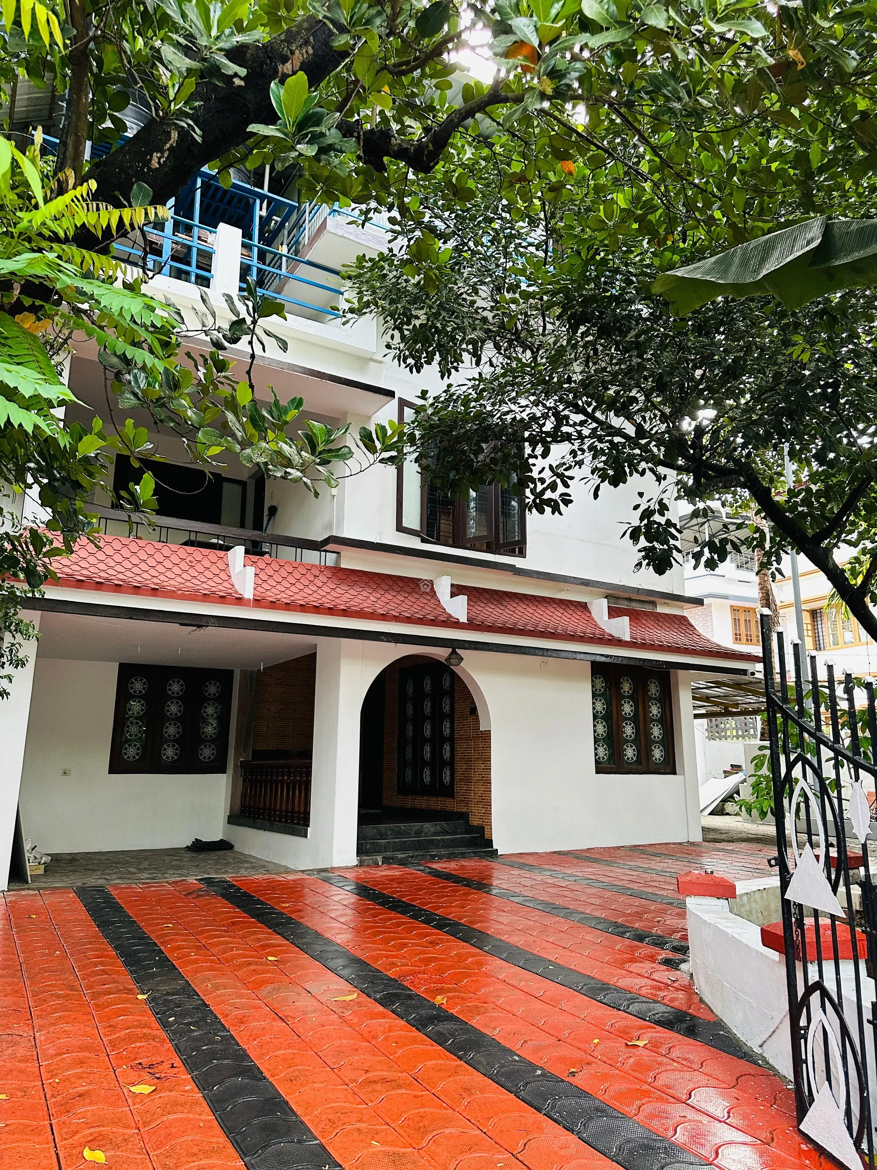 ROYAL LADIES HOSTEL ANNEX 2 in Kalamassery, Ernakulam — main photo