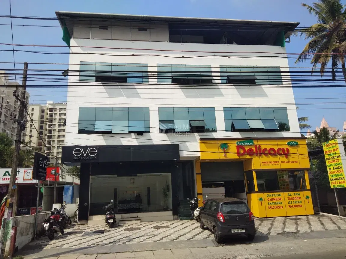 SN GENTS HOSTEL in Kadavanthra, Ernakulam — main photo