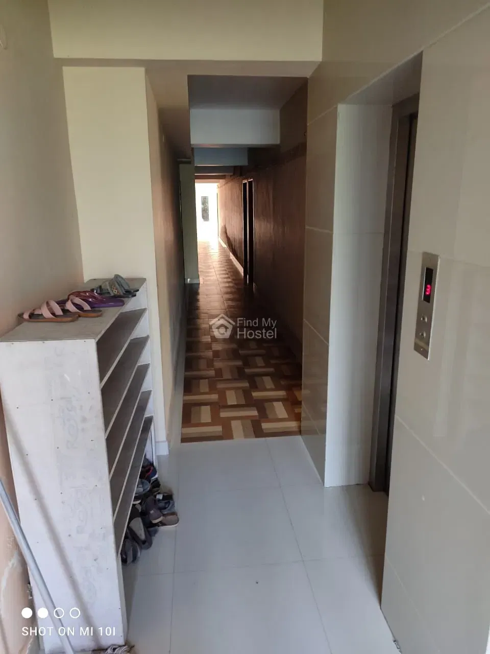 MARY QUEENS LADIES HOSTEL 1 in MG-Road, Ernakulam — photo 4