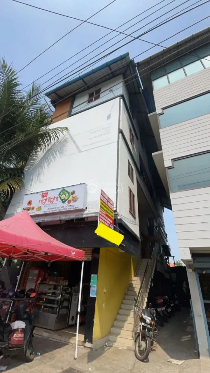Highlight Gents Hostel in MG-Road, Ernakulam — main photo