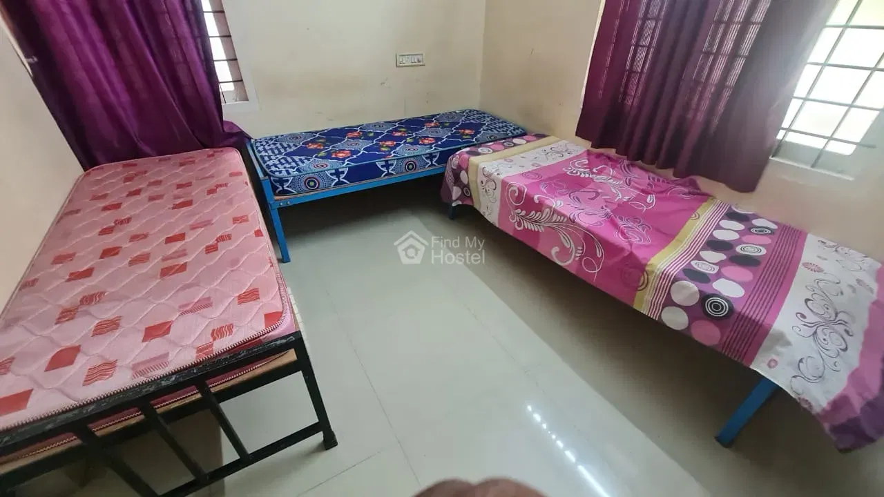 Shameena 's Gents hostel Pg 3 in Thrikkakara, Ernakulam — photo 5