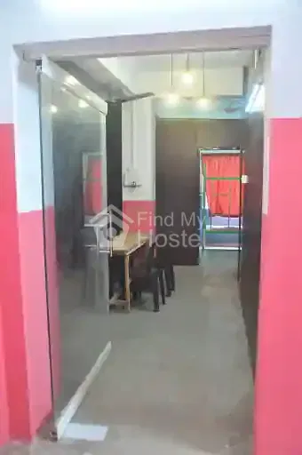 Adhithi Ladies Hostel in Palayam, Thiruvananthapuram — photo 4