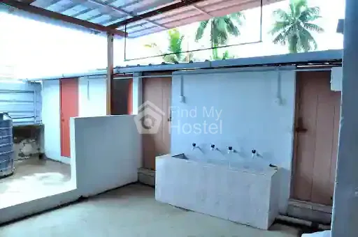Adhithi Ladies Hostel in Palayam, Thiruvananthapuram — photo 6