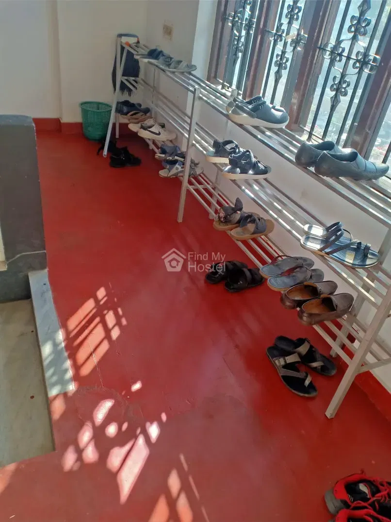 DREAMS GENTS HOSTEL in Thevara, Ernakulam — photo 6