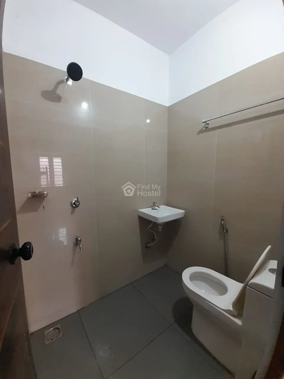 Lilly Homes in Ayyappankavu, Ernakulam — photo 4