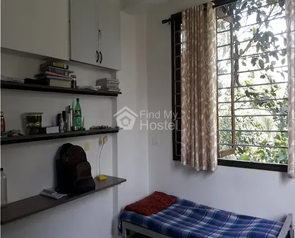 ST:GEORGE LADIES HOSTEL in Thevara, Ernakulam — photo 6