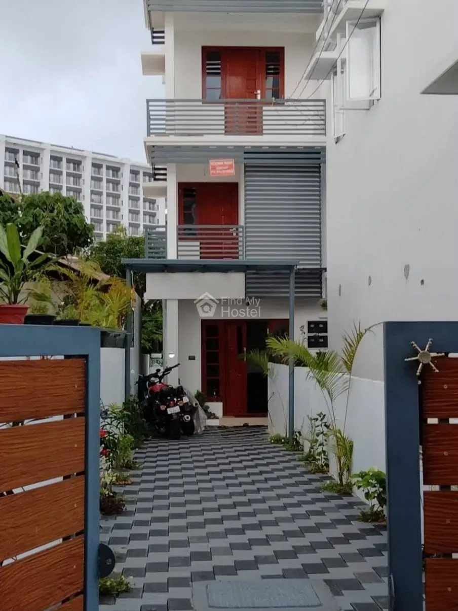 Mohan’s Home in Kakkanad, Ernakulam — main photo