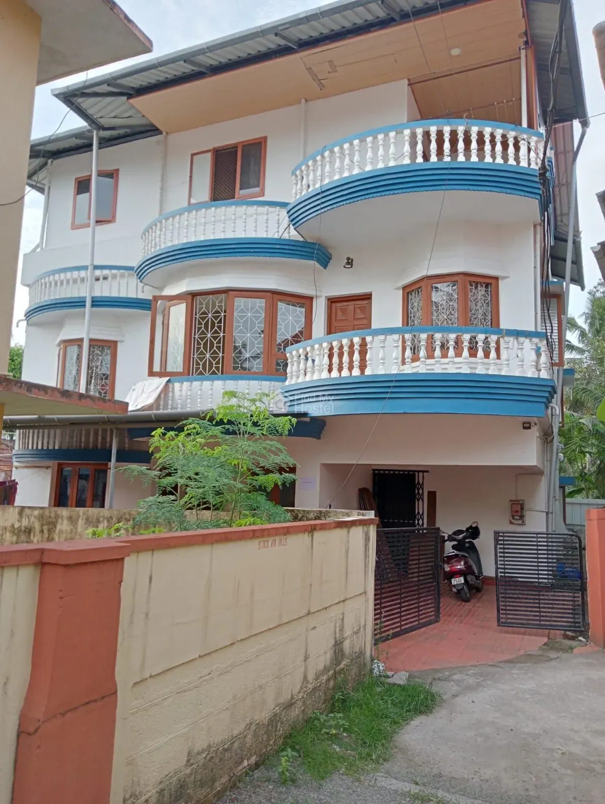 Lakshmi Ladies hostel (2) in Kadavanthra, Ernakulam — main photo