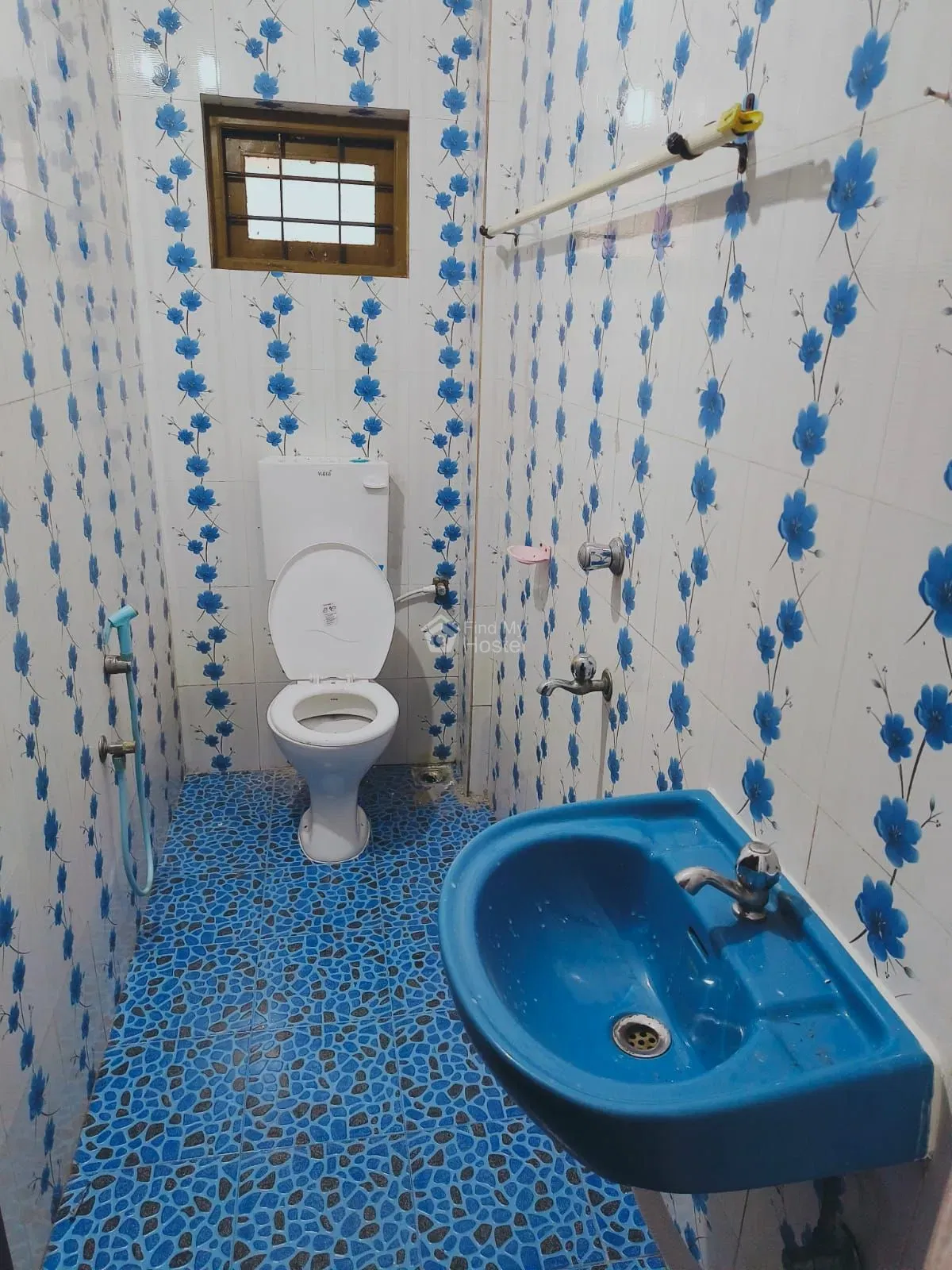 Relax Inn Ladies Hostel in MG-Road, Ernakulam — photo 2