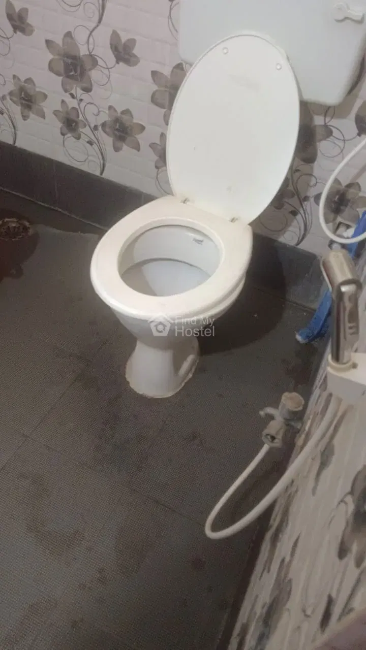 Room4U in Dwaraka Nagar, Visakhapatnam — photo 3