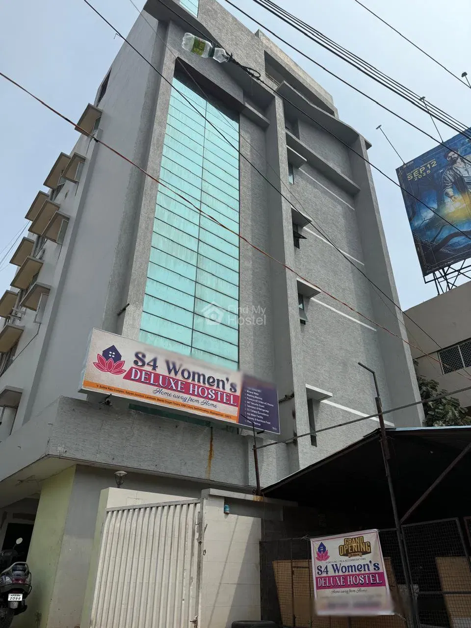 S4 Women’s Deluxe Hostel in Maddilapalem, Visakhapatnam — main photo