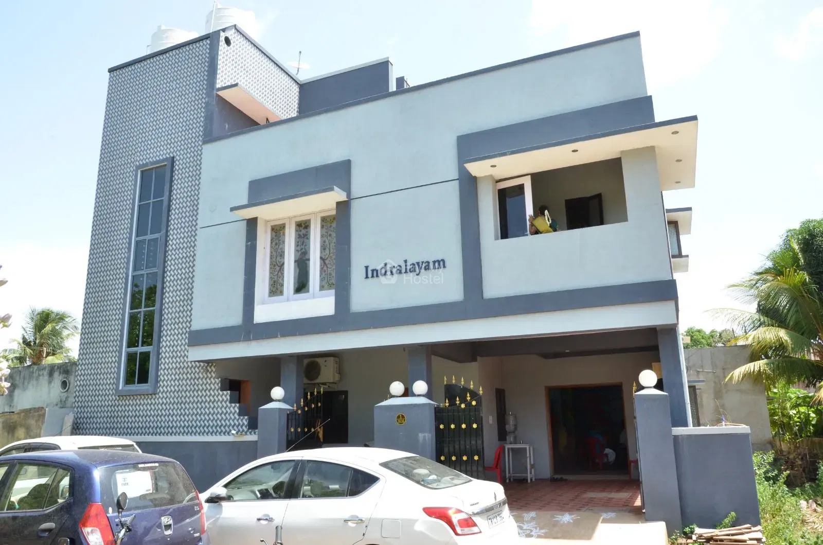 Redhills men's PG in Solai Amman Nagar, Ponneri — main photo