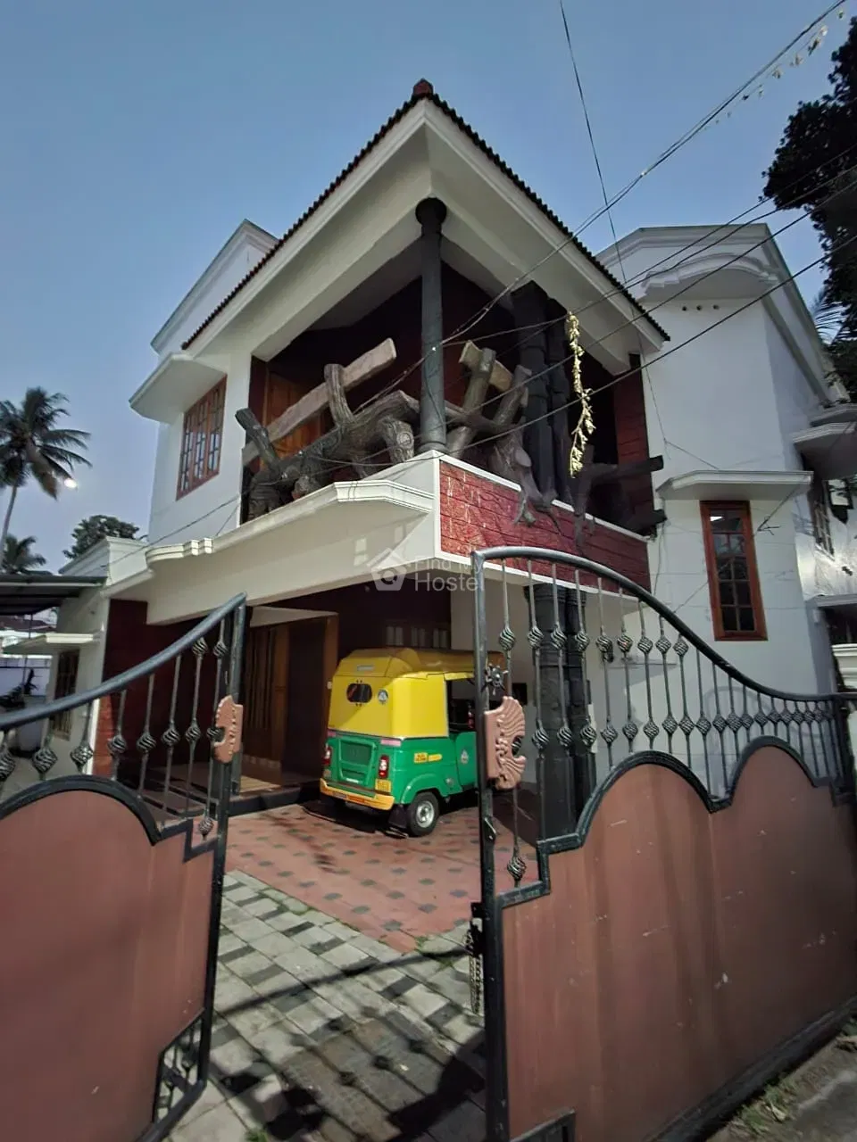 Gayathri's Ladies PG Kuravankonam in Pattom, Thiruvananthapuram — main photo