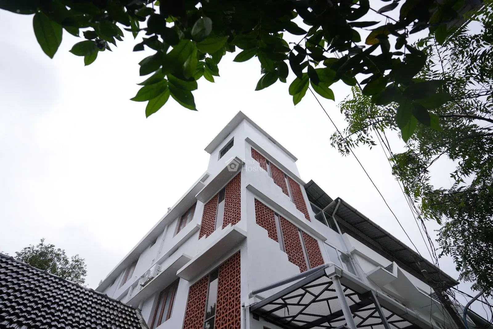 HANANIAH LADIES HOSTEL in Thevara, Ernakulam — main photo