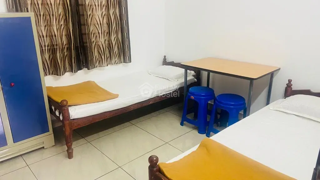 BUTTERFLY LADIES HOSTEL 3 in Kalamassery, Ernakulam — photo 4