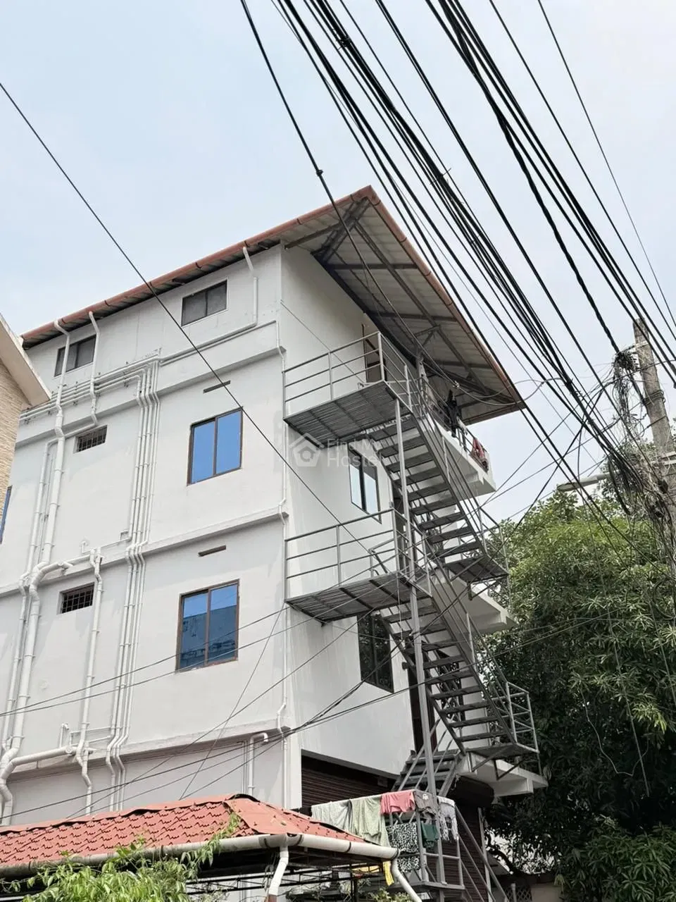 Premium Ladies Hostel at Kaloor Centre in Kaloor, Ernakulam — photo 2