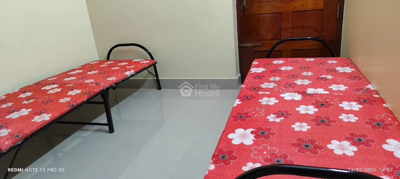 SAROOJA LADIES HOSTEL in Palayam, Thiruvananthapuram — photo 3