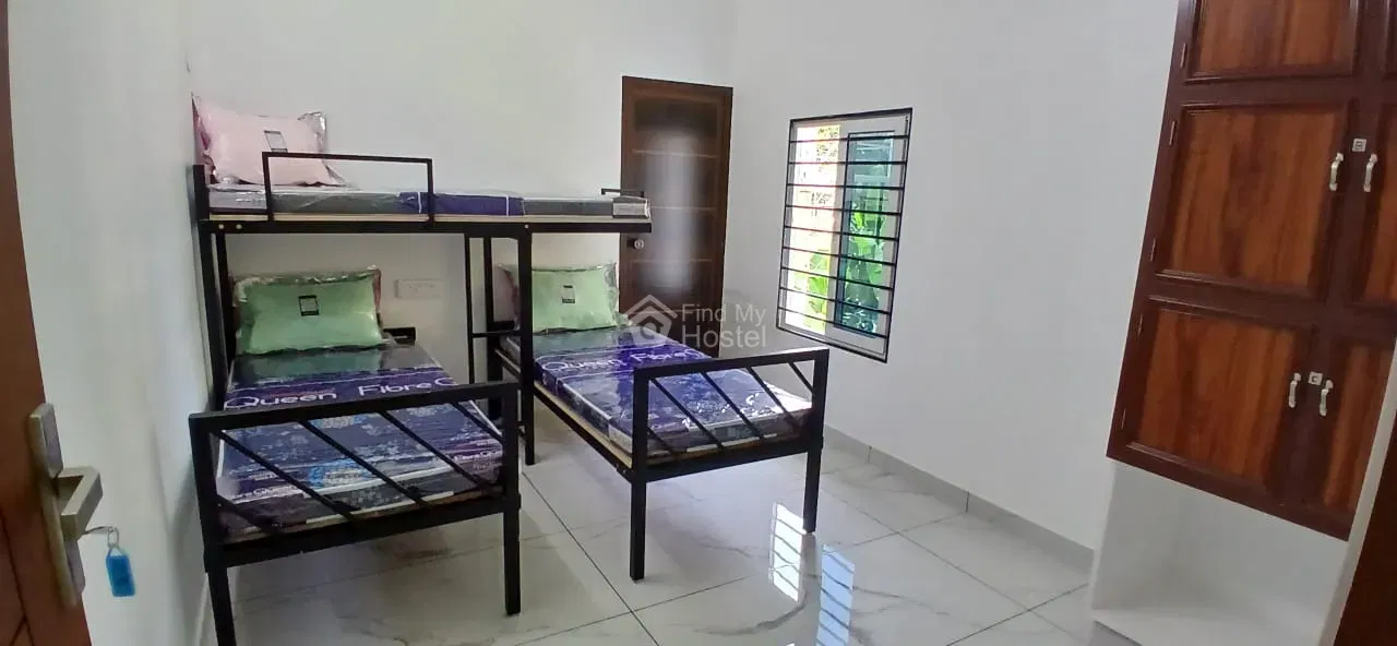 STAR MENS HOSTEL in Vazhakkala, Ernakulam — photo 4