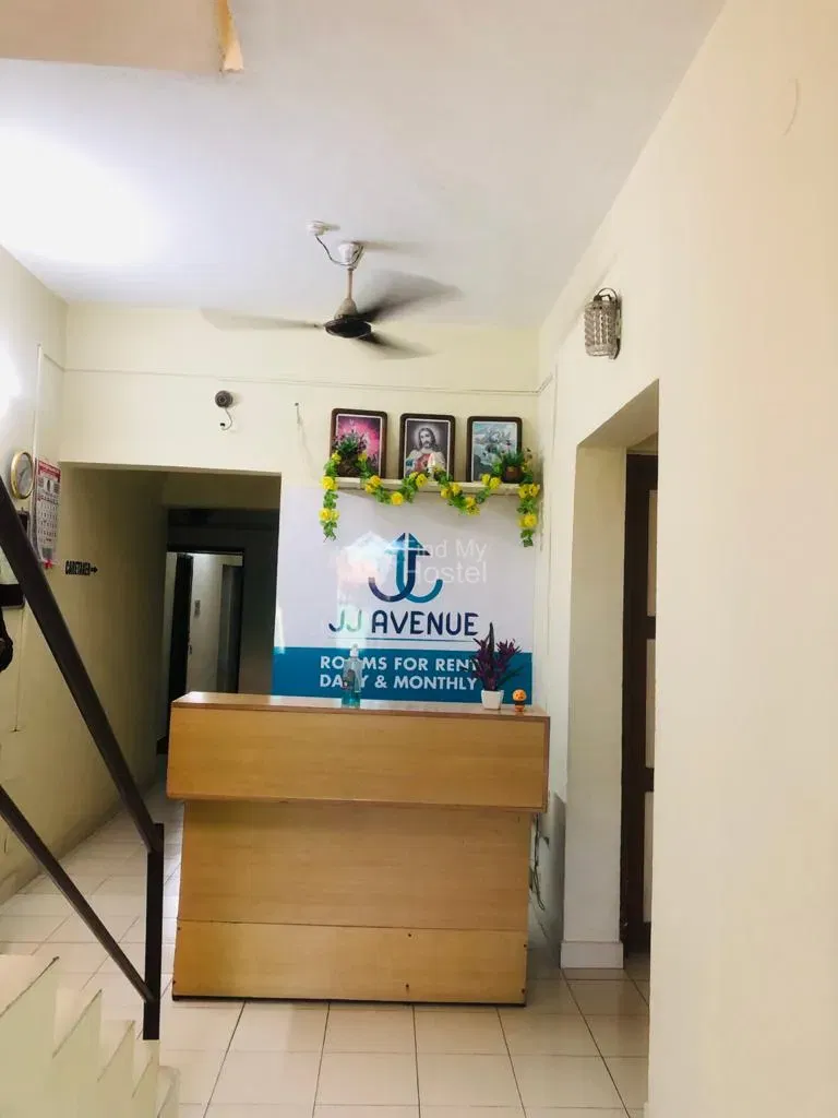 JJ AVENUE GENTS HOSTEL in Vazhakkala, Ernakulam — photo 2