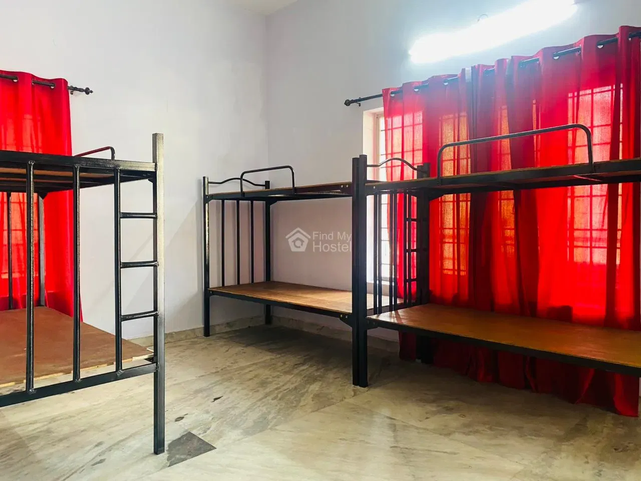 B Hub Living for gents-1 in Kaloor, Ernakulam — photo 3