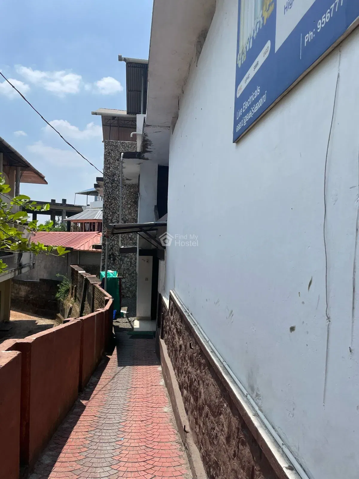 Ambadi Ladies Hostel in Aluva, Aluva — photo 6