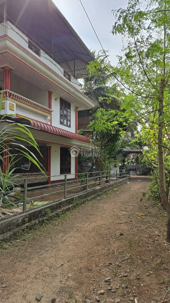 Dream Home Ladies Hostel in Pullazhi, Thrissur — photo 2
