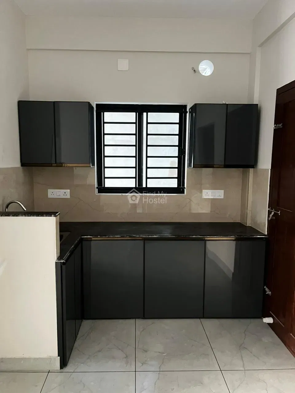 HOSTELOOP CREST Executive Premium Gents PG in Kakkanad, Ernakulam — photo 4