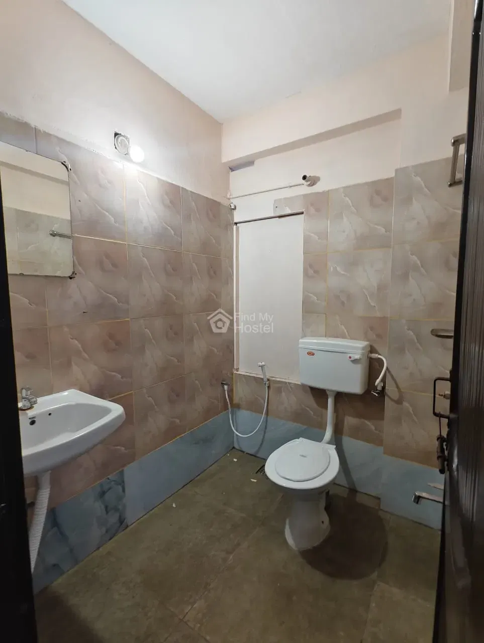 Flowers Gents Hostels in Thammanam, Ernakulam — photo 2