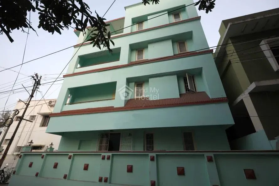 KURINJI HOSTEL - B9 in Gandhipuram, Coimbatore — main photo