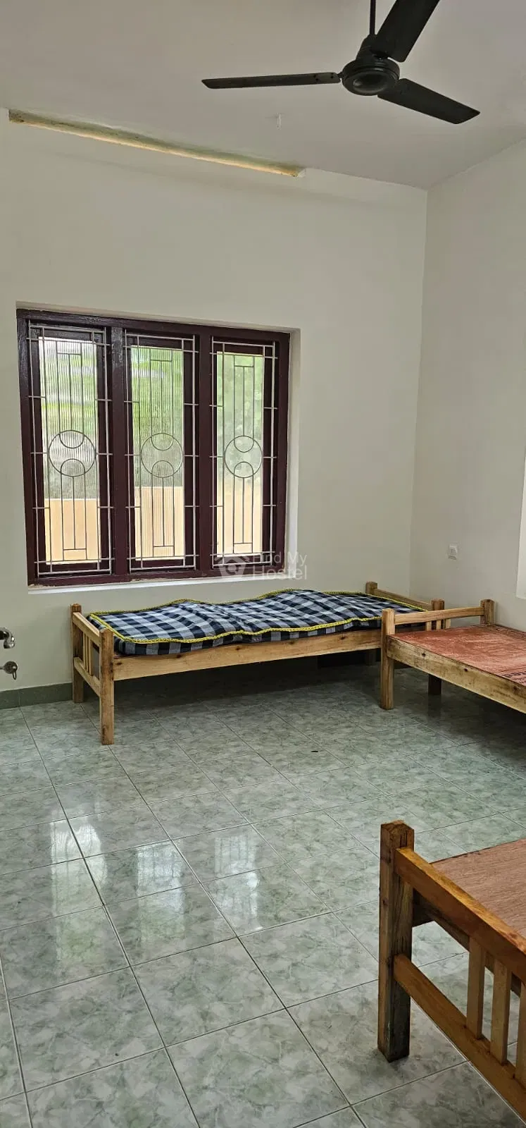 SHINE GENTS HOSTEL 1 in Palayam, Thiruvananthapuram — photo 7