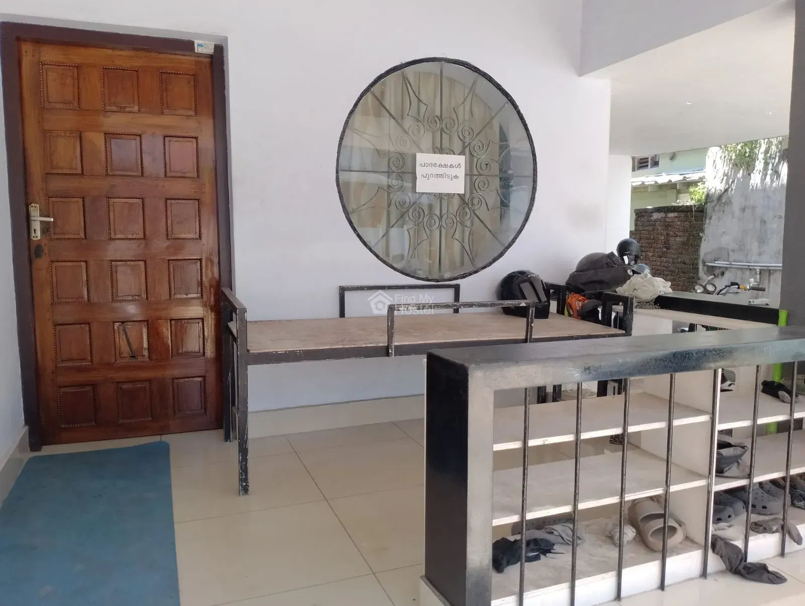 LEW GENTS HOSTEL in Kaloor, Ernakulam — photo 7
