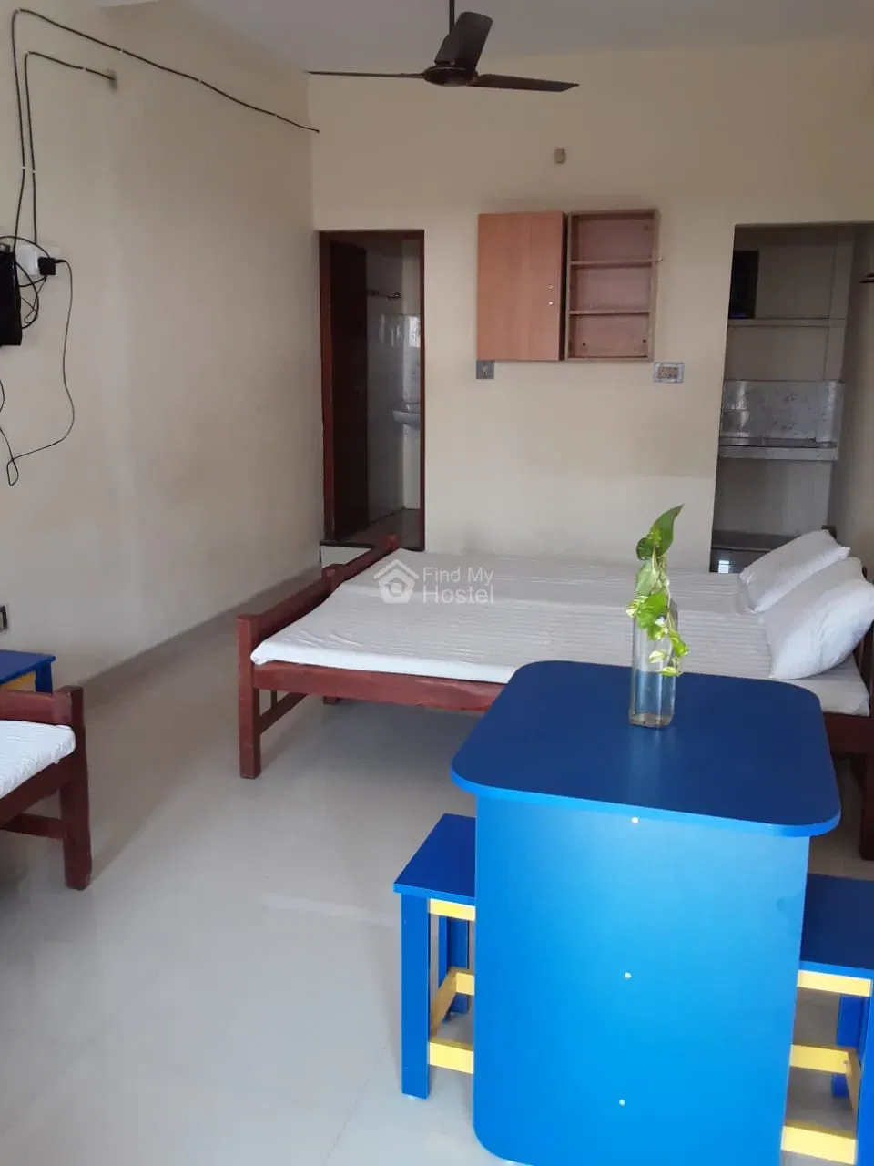 Tri Star Gents Hostel in Thevara, Ernakulam — photo 5