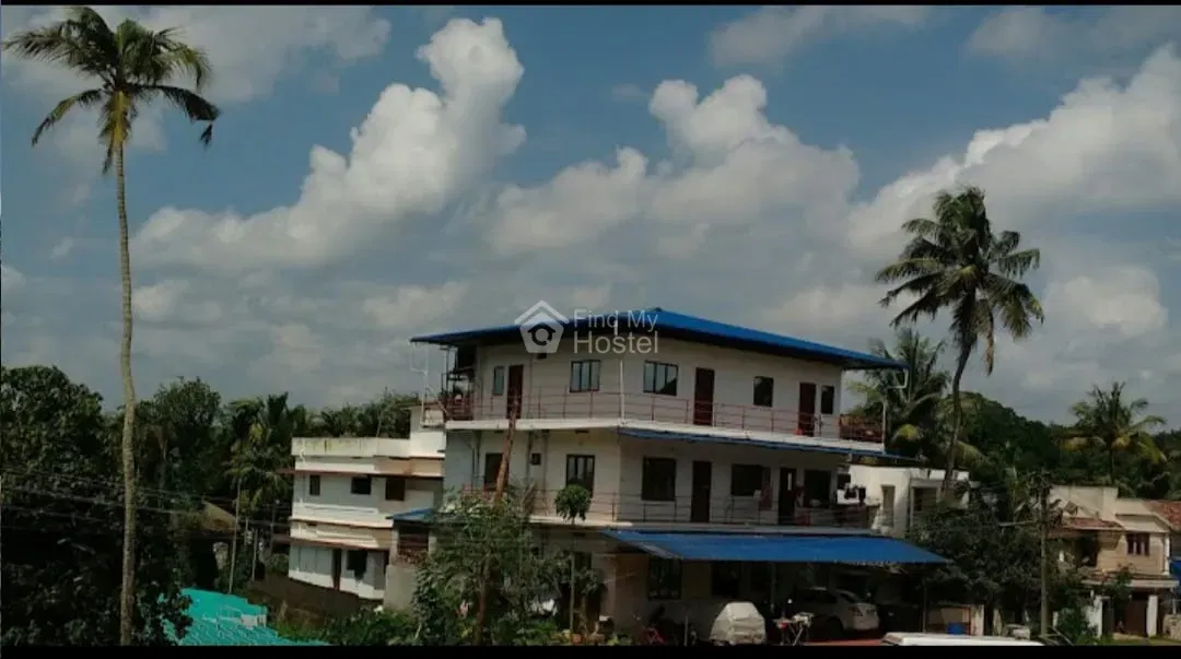 Awesome Ladies Hostel in Kalamassery, Ernakulam — photo 2