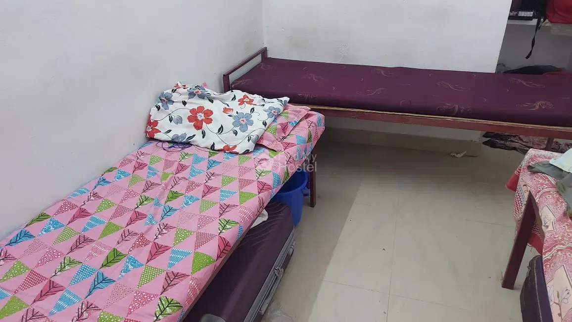 Little flower ladies hostel in Panampilly Nagar, Ernakulam — photo 4