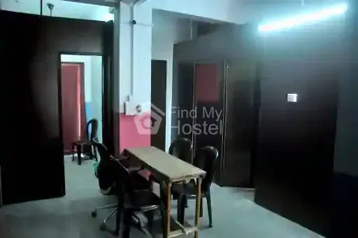 Adhithi Ladies Hostel in Palayam, Thiruvananthapuram — photo 5