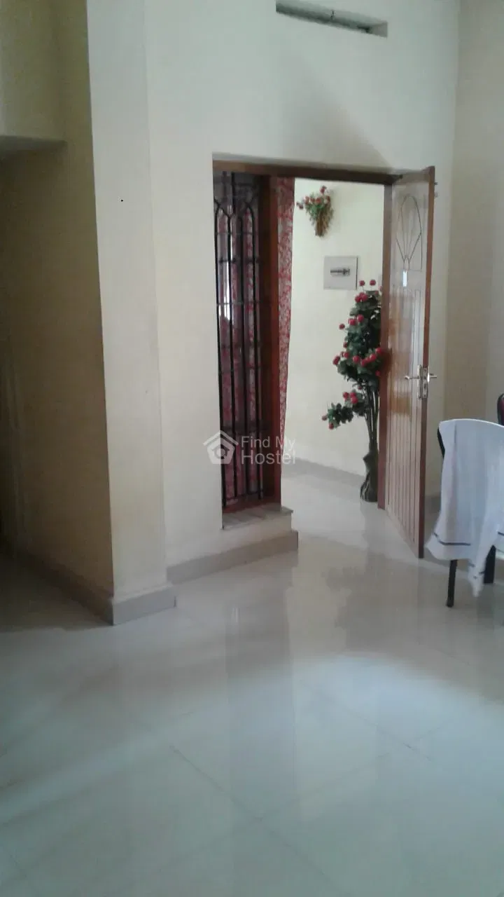 Suraksha Home stay - 1 in Pattom, Thiruvananthapuram — photo 5